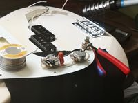 Elektronik Check an einem E-Bass